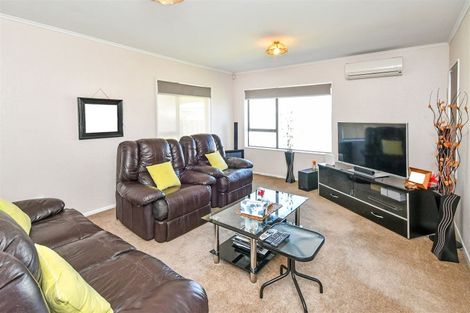 Photo of property in 1/1 Nelson Street, Papakura, 2110
