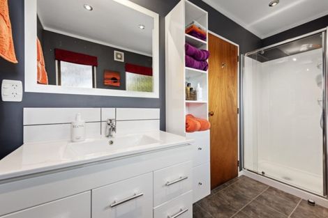 Photo of property in 13 Whitechapel Grove, Stokes Valley, Lower Hutt, 5019