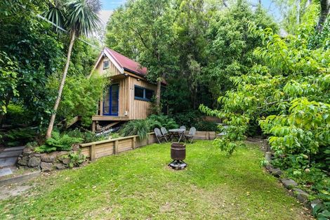 Photo of property in 38 Voelas Road, Lyttelton, 8082