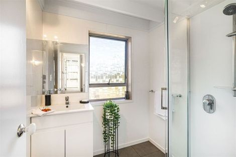 Photo of property in 7/7 Balmain Road, Birkenhead, Auckland, 0626