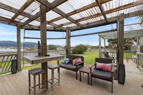 Photo of property in 102 Martin Road, Paraparaumu Beach, Paraparaumu, 5032
