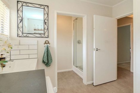 Photo of property in 44 Mission Road, Kerikeri, 0230