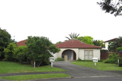 Photo of property in 12 Gloaming Place, Conifer Grove, Takanini, 2112