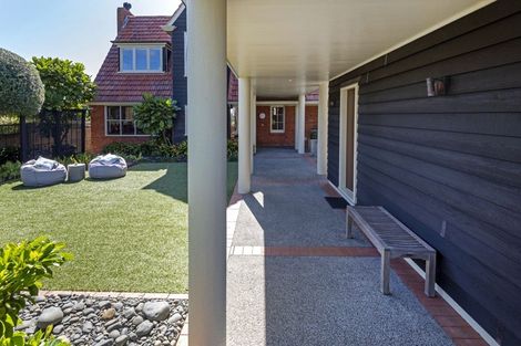 Photo of property in 14 Lynton Road, Bucklands Beach, Auckland, 2012