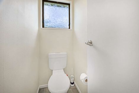 Photo of property in 142 Holborn Drive, Stokes Valley, Lower Hutt, 5019