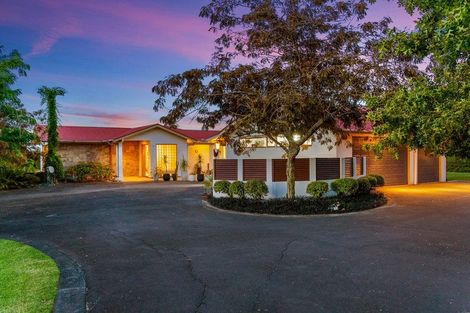 Photo of property in 15 Kaipara Road, Papakura, 2582