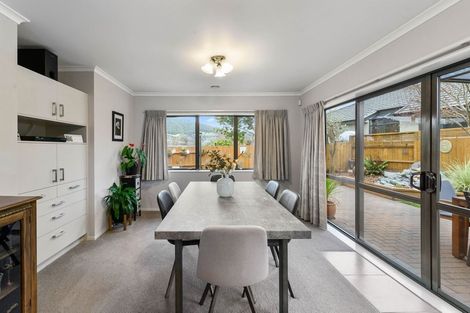 Photo of property in 4 Mccahon Drive, Pukehangi, Rotorua, 3015