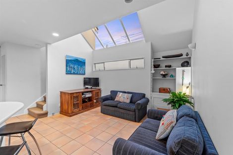 Photo of property in 1/8 Fenwick Avenue, Milford, Auckland, 0620