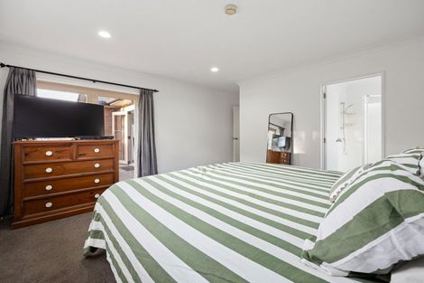 Photo of property in 65 Wentworth Drive, Rototuna North, Hamilton, 3210