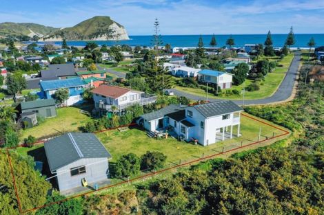 Photo of property in 33 Kuku Avenue, Mahia, 4198