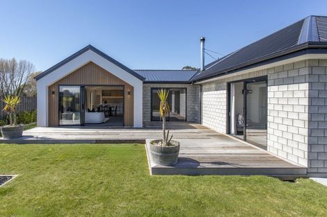 Photo of property in 21 Thirlwall Street, Woodend, 7610