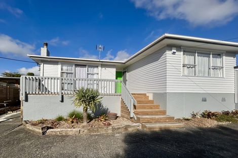 Photo of property in 41 Parrs Cross Road, Henderson, Auckland, 0612