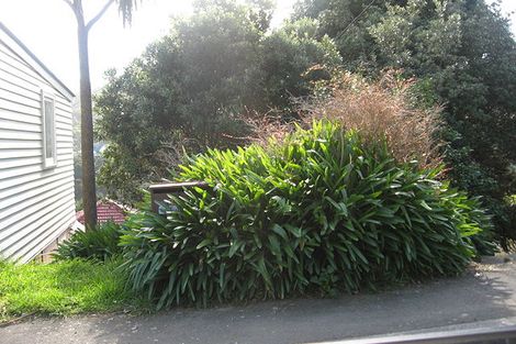 Photo of property in 18 Trelissick Crescent, Ngaio, Wellington, 6035