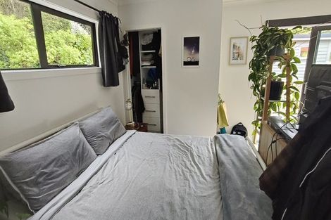 Photo of property in 8 Silverstream Road, Crofton Downs, Wellington, 6035