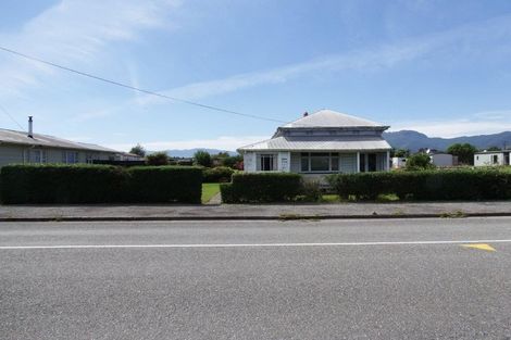 Photo of property in 107 Domett Street, Westport, 7825