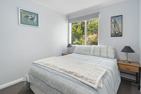 Photo of property in 11 Russo Terrace, Eastbourne, Lower Hutt, 5013