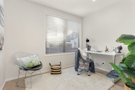 Photo of property in 53b Red Beach Road, Red Beach, 0932