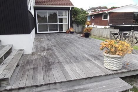 Photo of property in 2/11 Regent Street, Devonport, Auckland, 0624