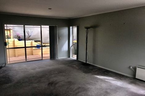 Photo of property in 22 Ruze Vida Drive, Massey, Auckland, 0614