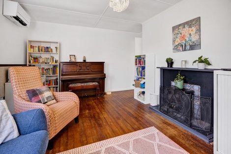 Photo of property in 24 Upjohn Street, Brooklands, New Plymouth, 4310