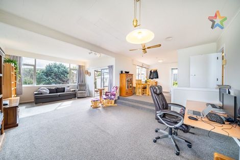 Photo of property in 63 Gurney Road, Kelson, Lower Hutt, 5010