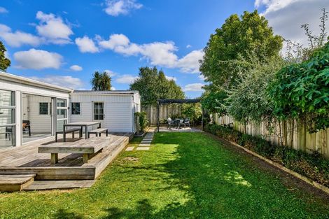 Photo of property in 10 Bentinck Street, Wallaceville, Upper Hutt, 5018
