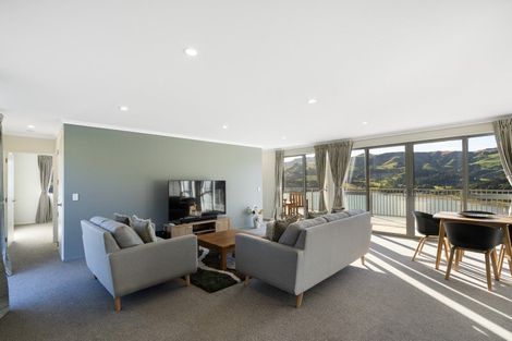 Photo of property in 14 Totara Drive, Duvauchelle, 7581