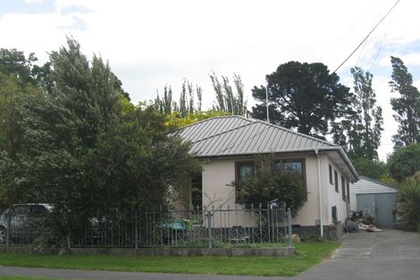 Photo of property in 5 Mundys Road, Dallington, Christchurch, 8061