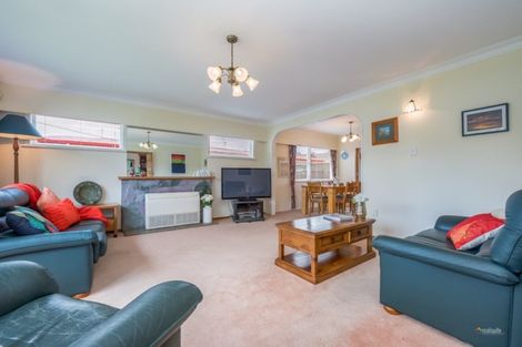 Photo of property in 12 Rosebank Avenue, Avalon, Lower Hutt, 5011