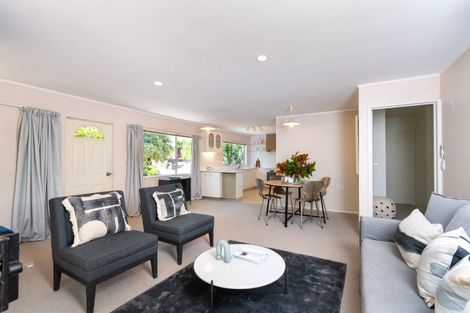 Photo of property in 10 Kopanga Road, Havelock North, 4130