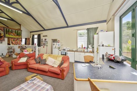 Photo of property in 14 Barclay Road, Okaiawa, Hawera, 4671