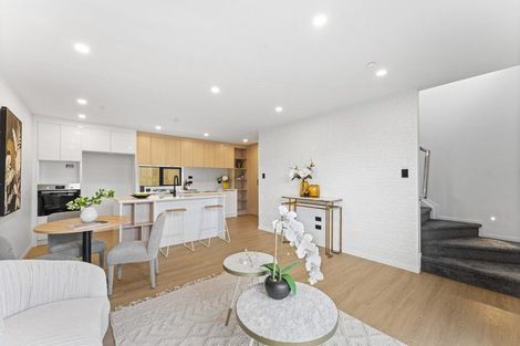 Photo of property in 4/12 Hamlin Road, Mount Wellington, Auckland, 1060