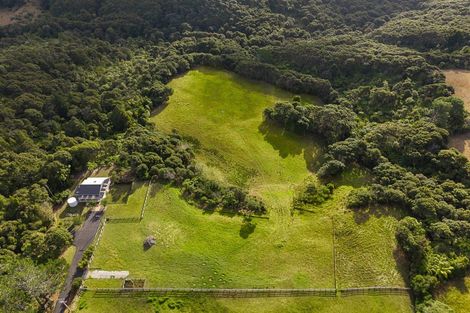 Photo of property in 1223 Old North Road, Helensville, 0875