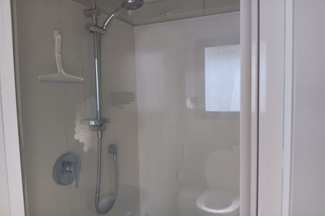 Photo of property in 240 Dowse Drive, Maungaraki, Lower Hutt, 5010