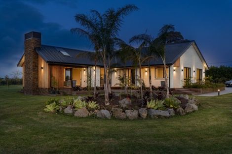 Photo of property in 2 Puriri Park Lane, Waipapa, 0230