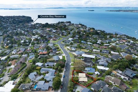Photo of property in 3 View Road, Shelly Park, Auckland, 2014