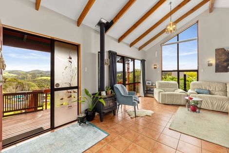 Photo of property in 11 Falls View Road, Haruru, 0204