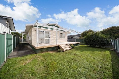 Photo of property in 69a Greenhaven Avenue, Opaheke, Papakura, 2113