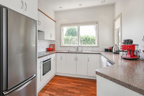 Photo of property in 19a Guthrie Road, Havelock North, 4130