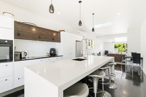 Photo of property in 44 Mortimer Terrace, Aro Valley, Wellington, 6021