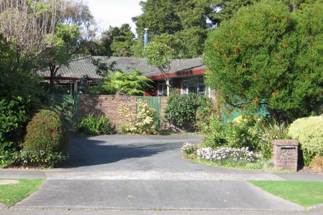 Photo of property in 86 Buick Crescent, Awapuni, Palmerston North, 4412