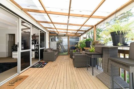 Photo of property in 2/24 Newington Road, Henderson, Auckland, 0612