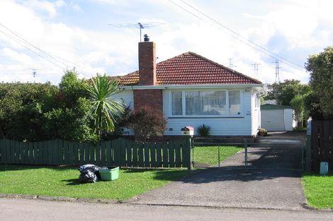 Photo of property in 79 Dale Crescent, Pakuranga, Auckland, 2010