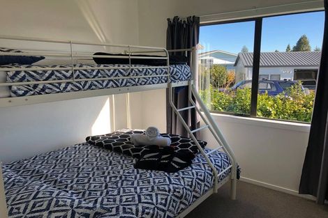 Photo of property in 11 Green Place, Richmond Heights, Taupo, 3330