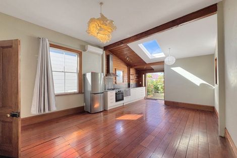 Photo of property in 27 Rintoul Street, Newtown, Wellington, 6021