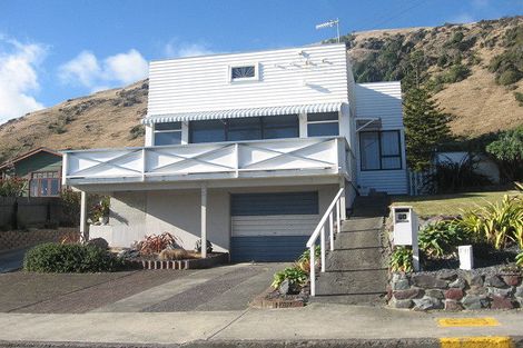 Photo of property in 71 Ames Street, Paekakariki, 5034