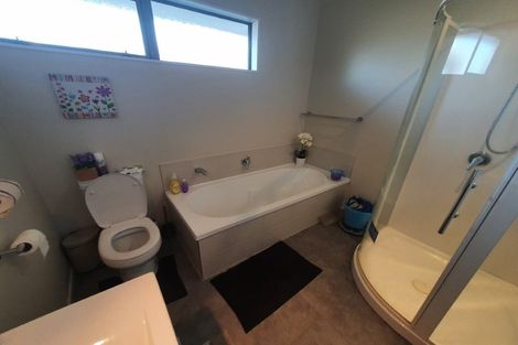 Photo of property in 16 Millesimes Way, Yaldhurst, Christchurch, 8042