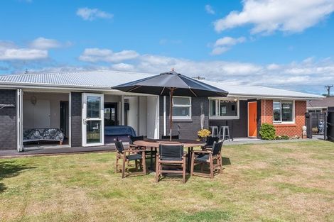 Photo of property in 53 Rimu Street, Waikanae, 5036