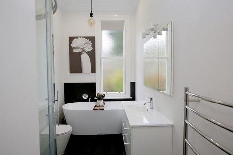 Photo of property in 3 Picardy Street, Maryhill, Dunedin, 9011