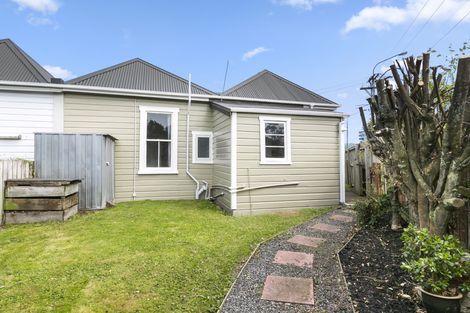 Photo of property in 1 Queens Drive, Saint Kilda, Dunedin, 9012